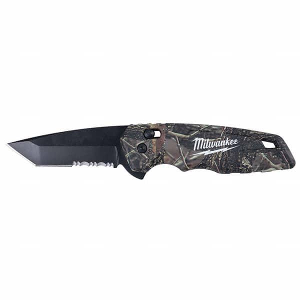 Milwaukee Tool - Pocket & Folding Knives Knife Type: Folding Knife Edge Type: Serrated - Benchmark Tooling