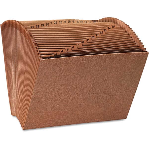 UNIVERSAL - File Folders, Expansion Folders & Hanging Files Folder/File Type: Expansion Folders Color: Redrope - Benchmark Tooling