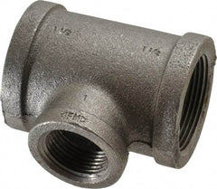 Made in USA - Size 1-1/2 x 1-1/2 x 1", Class 150, Malleable Iron Black Pipe Reducing Tee - 150 psi, Threaded End Connection - Benchmark Tooling