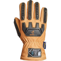 Impact protection and 360° cut resistance that keeps hands warm down to -20°C / -4°F