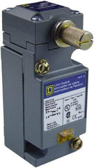 Square D - SPDT, NC/NO, 600 Volt, Screw Terminal, Roller Lever Actuator, General Purpose Limit Switch - Benchmark Tooling