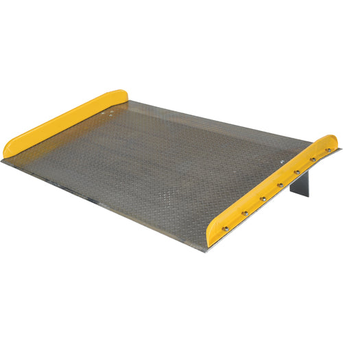 Aluminum Dock Board Steel Curb 20K 72 × 60 - Exact Industrial Supply