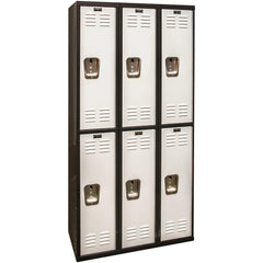 Horizontal Locker: Latch