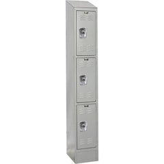 Horizontal Locker: Latch