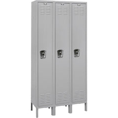 Horizontal Locker: Latch