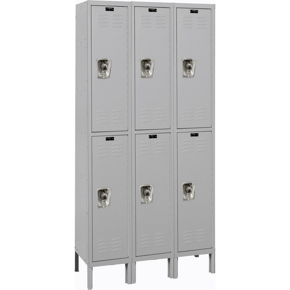 Horizontal Locker: Latch