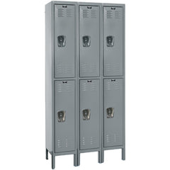 Horizontal Locker: Latch