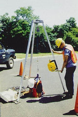 Gemtor - Confined Space Entry & Retrieval Systems Hoist Type: Tripod Hoist Base: Portable - Benchmark Tooling