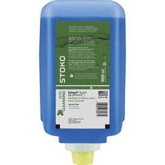 SC Johnson Professional - 4 L Bottle Liquid Hand Cleaner - Fresh Fragrance Scent - Benchmark Tooling