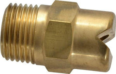 Bete Fog Nozzle - 1/2" Pipe, 65° Spray Angle, Brass, Standard Fan Nozzle - Male Connection, 15.8 Gal per min at 100 psi, 1/4" Orifice Diam - Benchmark Tooling