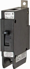 Eaton Cutler-Hammer - 30 Amp, 125 VDC, 277/480 VAC, 1 Pole, Bolt On Molded Case Circuit Breaker - Thermal Magnetic Trip, 10-1/0 AWG, 66.7mm Deep x 4 Inch High x 1 Inch Wide - Benchmark Tooling