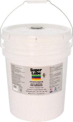 Synco Chemical - 5 Gal Pail, Synthetic Gear Oil - -45°F to 450°F, ISO 150 - Benchmark Tooling