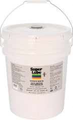 Synco Chemical - 5 Gal Pail, Synthetic Gear Oil - -45°F to 450°F, ISO 460 - Benchmark Tooling