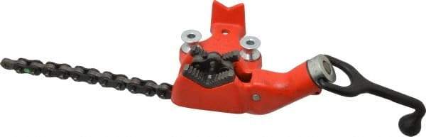 Ridgid - 1/8 to 2-1/2" Pipe Capacity, Manual Chain Vise - Bolt Down, Cast Iron, Model Number BC210 - Benchmark Tooling