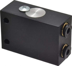 Mead - 0.11 CV Rate & 100 Max psi Binary Air Valve - Alternating Outputs - Benchmark Tooling