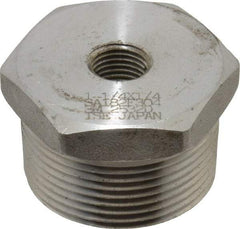 Merit Brass - 1-1/4 x 1/4" Grade 304/304L Stainless Steel Pipe Hex Bushing - MNPT x FNPT End Connections, 3,000 psi - Benchmark Tooling