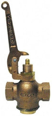 Kingston - 3/4" Pipe, 400 Max psi, Buna N Disc, Self Closing Control Valve - Pull Lever, FNPT x FNPT End Connections - Benchmark Tooling