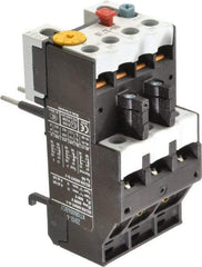 Eaton Cutler-Hammer - 2.4 to 4 Amp, 690 VAC, Thermal IEC Overload Relay - Trip Class 10, For Use with 7-15 A Contactors - Benchmark Tooling