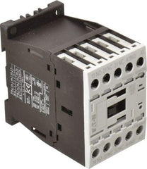 Eaton Cutler-Hammer - 4 Pole, 2NC/2NO, 110/120 VAC Control Relay - 10 Amps, 220 VAC to 500 VAC - Benchmark Tooling