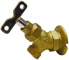 B&K Mueller - 3/4" Pipe, Brass Coated Brass Sillcock with Lockshield - Loosekey Handle, FNPT x GHT End Connections, 150 psi WOG Rating - Benchmark Tooling