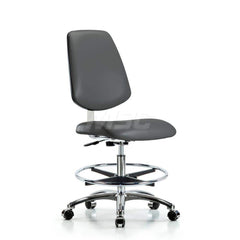 Task Chair: Vinyl, Carbon