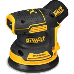 DeWALT - Electric Orbital Sanders Sander Type: Random Orbital Random Orbit: Yes - Benchmark Tooling