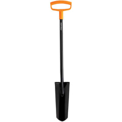 Fiskars - Shovels, Spades, Diggers & Hoes Type: Spade Blade Type: Tapered - Benchmark Tooling