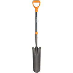 Fiskars - Shovels, Spades, Diggers & Hoes Type: Spade Blade Type: Round - Benchmark Tooling