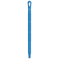 Broom/Squeegee Poles & Handles; Connection Type: European Threaded; Handle Length (Decimal Inch): 26; Telescoping: No; Handle Material: Polypropylene; Color: Blue; For Use With: Remco; Vikan Tools