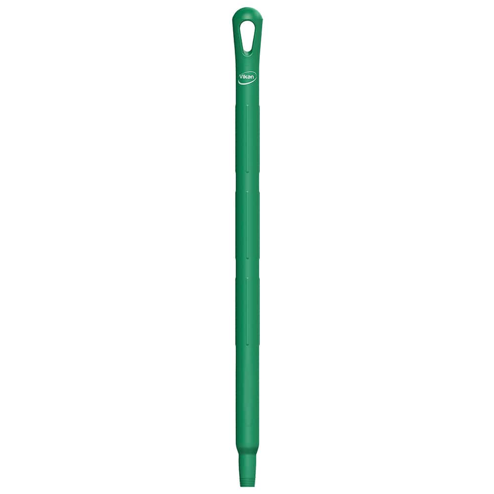 Remco - Broom/Squeegee Poles & Handles Connection Type: European Threaded Handle Material: Polypropylene - Benchmark Tooling