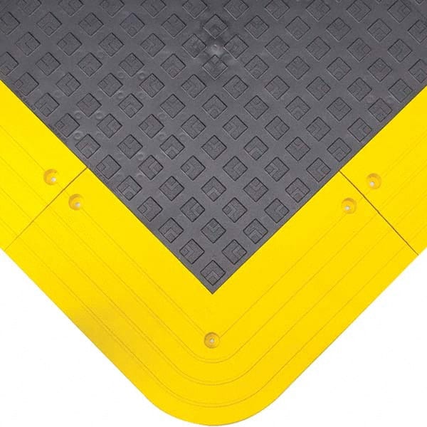 Wearwell - Anti-Fatigue Modular Matting Tiles Type: Matting Tiles Dry or Wet Environment: Dry - Benchmark Tooling