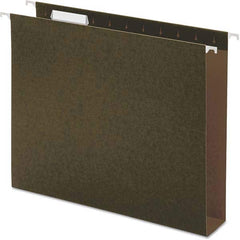UNIVERSAL - File Folders, Expansion Folders & Hanging Files Folder/File Type: Hanging File Folders with Box Bottom Color: Green - Benchmark Tooling