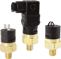 Barksdale - 5 to 30 PSI Adjustable Range, 350 Max psi, Compact Pressure Switch - 1/8 NPT Male, 1/4in Male Spade Terminals, SPST/ NC Contact, Brass Wetted Parts, 3% Repeatability - Benchmark Tooling