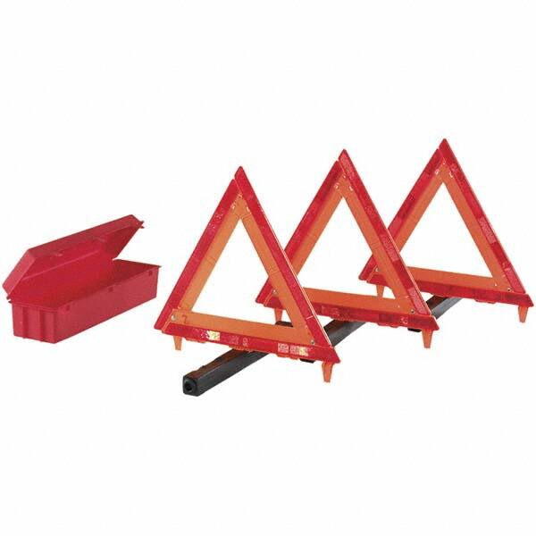 PRO-SAFE - Highway Safety Kits Type: Emergency Roadside Kit Number of Pieces: 4 - Benchmark Tooling