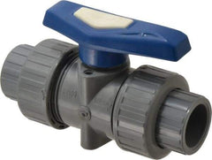 Simtech - 3/4" Pipe, Full Port, CPVC True Union Design Ball Valve - Inline - Two Way Flow, FNPT x FNPT (with Socket Adapter) Ends, Tee Handle, 232 WOG - Benchmark Tooling