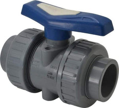 Simtech - 1-1/2" Pipe, Full Port, CPVC True Union Design Ball Valve - Inline - Two Way Flow, FNPT x FNPT (with Socket Adapter) Ends, Tee Handle, 232 WOG - Benchmark Tooling