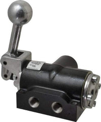 ARO/Ingersoll-Rand - 3/8" NPT Air Control Valve - 4-Way, 2 Position, Lever/Spring Actuated, Spring Return, 2.3 CV Rate & 150 Max psi - Benchmark Tooling