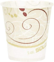 Solo - Paper Water Cups, Waxed, 5 oz, 100/Pack - Multicolor - Benchmark Tooling