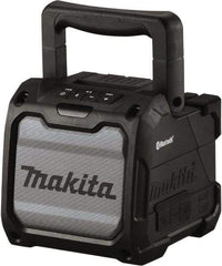 Makita - Bluetooth Jobsite Speaker - Powered by Battery - Benchmark Tooling