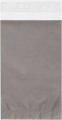 Value Collection - 9" Long x 6" Wide Peel-Off Self-Seal Courier Envelope - Clear/White - Benchmark Tooling