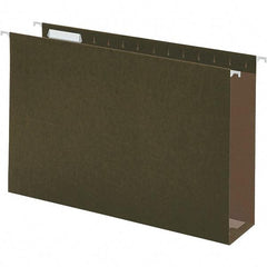 UNIVERSAL - 9-5/8 x 14-3/4", Legal, Standard Green, Hanging File Folder - 11 Point Stock, 1/3 Tab Cut Location - Benchmark Tooling