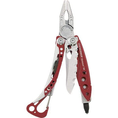 Leatherman - Multi-Tools Number of Tools: 2 Type: Folding Knife Multi-Tool - Benchmark Tooling