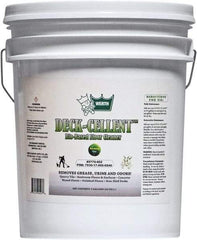 Werth Sanitary Supply - 5 Gal Pail Floor Cleaner - Use on Quarry Tile, Rest Rooms - Benchmark Tooling