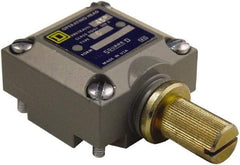 Square D - SPDT, NC/NO, 600 Volt Screw Terminal, Rotary Head Actuator, General Purpose Limit Switch - 1, 2, 4, 6, 12, 13, 6P NEMA Rating, IP67 IPR Rating - Benchmark Tooling