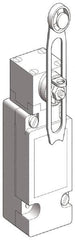 Telemecanique Sensors - SP, NC/NO, 600 VAC, Screw Terminal, Roller Lever Actuator, General Purpose Limit Switch - IP66 IPR Rating - Benchmark Tooling