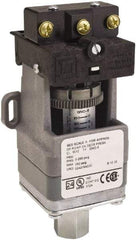 Square D - SPDT, 5 to 250 psi, Electromechanical Pressure and Level Switch - Adjustable Pressure, 120 VAC at 6 Amp, 125 VDC at 0.22 Amp, 240 VAC at 3 Amp, 250 VDC at 0.27 Amp, 1/4 Inch Connector, Screw Terminal, For Use with 9012G - Benchmark Tooling