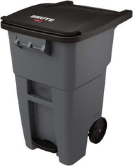 Rubbermaid - 50 Gal Gray Rectangle Trash Can - Plastic, None Graphic, 39.58" High x 24" Wide, Lid Included - Benchmark Tooling