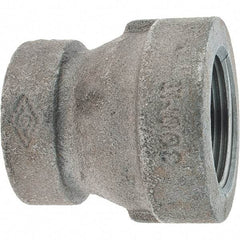 Value Collection - Class 300, 1/4" Black Pipe Reducing Coupling - Threaded, Malleable Iron - Benchmark Tooling