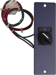 Schneider Electric - Contactor Enclosed Starter Instakit IEC TeSys, Selector Switch - For Use with Instakits - Benchmark Tooling