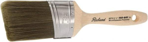 Richard - 2-1/2" Oval/Angle Polyester Angular Brush - 3-1/8" Bristle Length, 5-1/2" Wood Sash Handle - Benchmark Tooling